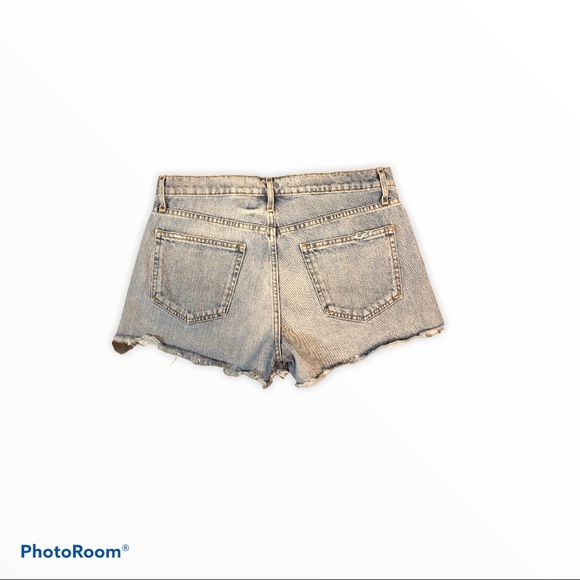 Gap Girlfriend Denim Short - Picture 2 of 4